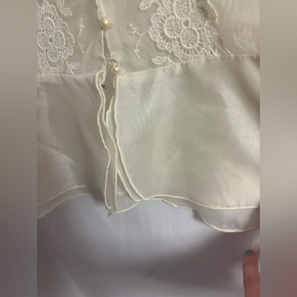 VTG Ivory Sheer Lace Pearl Button Puff Sleeve Victorian Blouse Size S/M - Picture 10 of 16